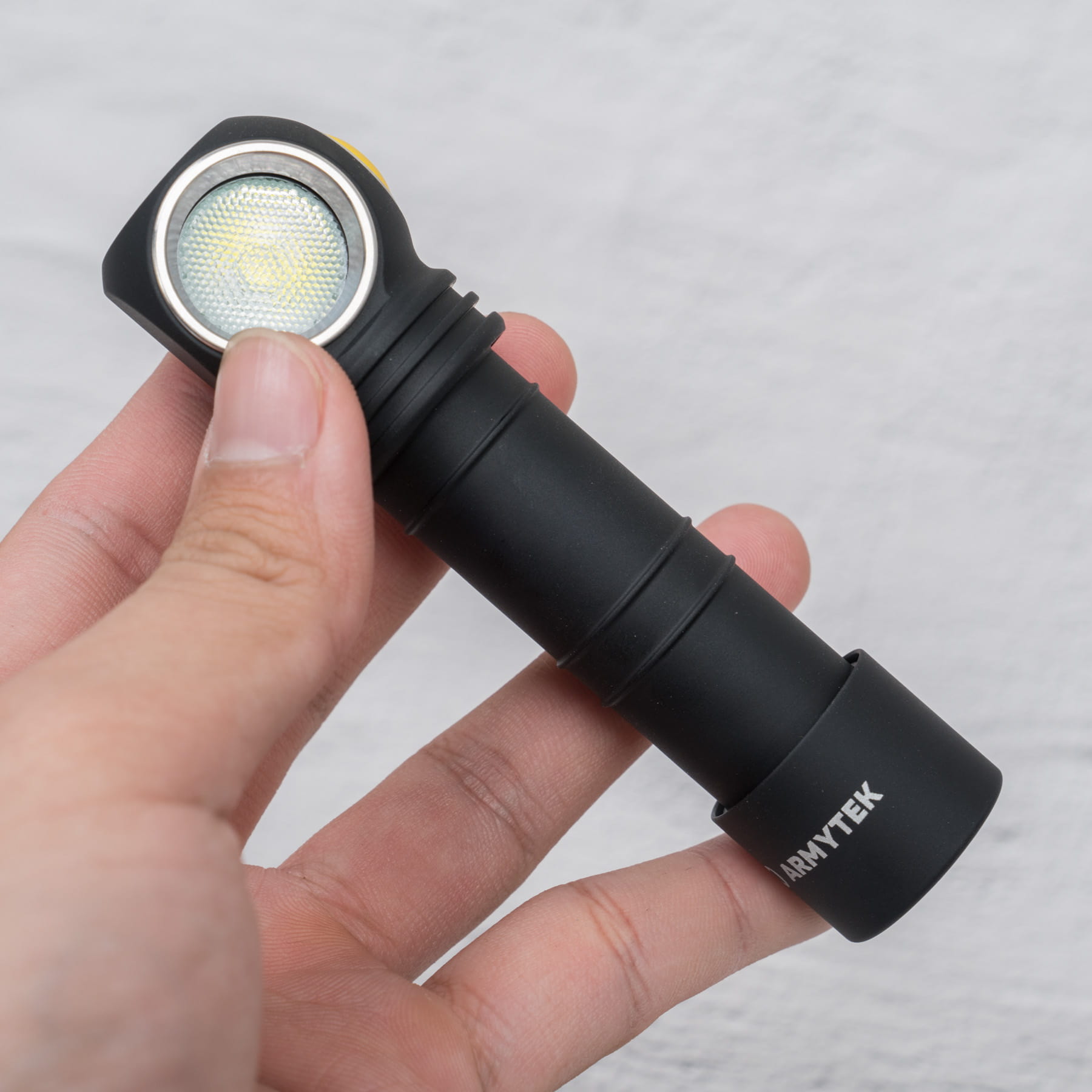 Den Pin Armytek Wizard C2/WUV