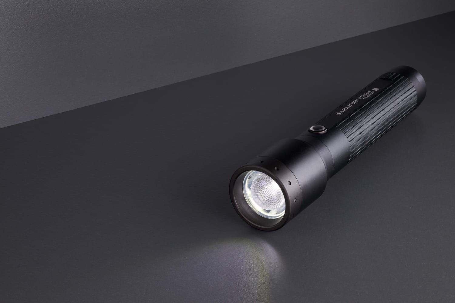 Ledlenser P7R Core