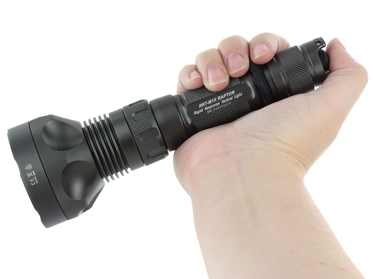 Đèn pin của JETBeam tập trung ở đèn pin siêu sáng cho lực lượng thực thi pháp luật, đèn đi săn tầm xa, đèn gù