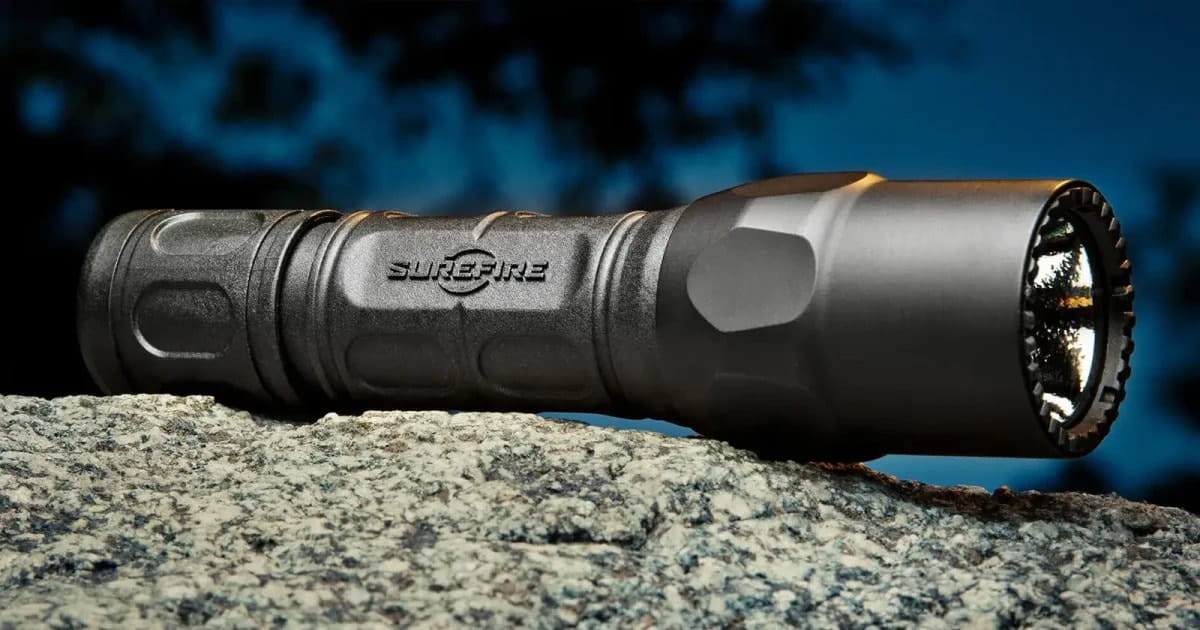 Đèn pin SureFire có chất lượng rất cao, độ bền vượt trội và hiệu suất ấn tượng