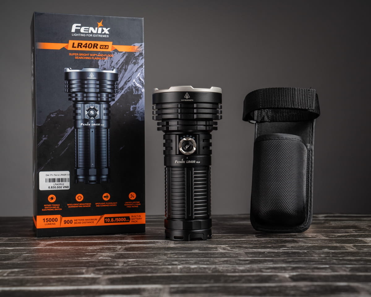 Đèn pin Fenix LR40R V2.0
