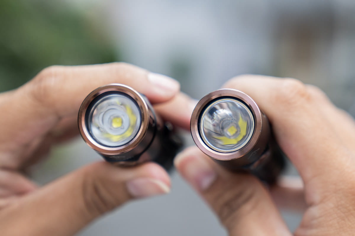 Đèn pin Fenix E28R V2.0 và E35R sử dụng chip LED Luminus