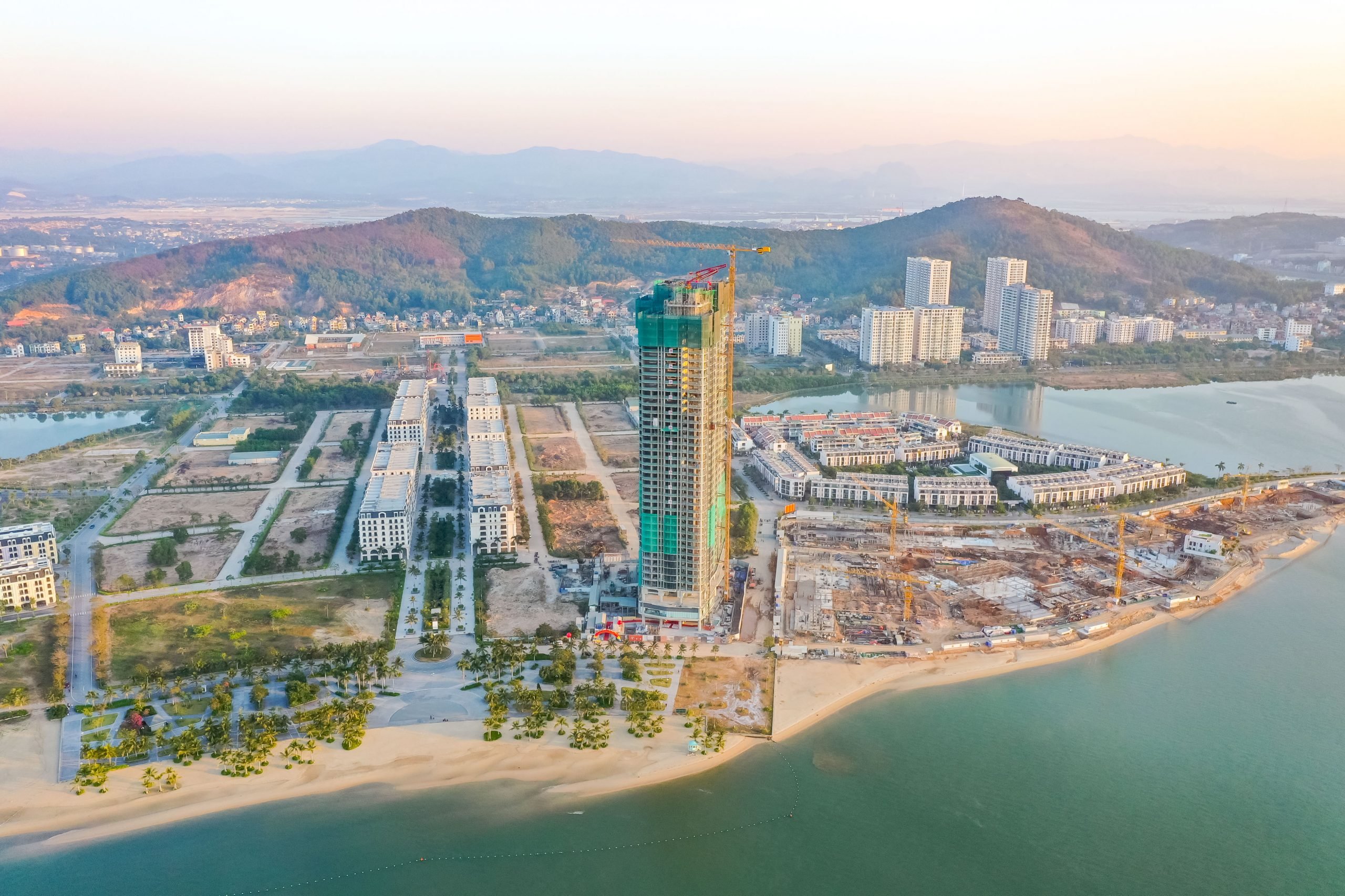 ALACARTE HẠ LONG