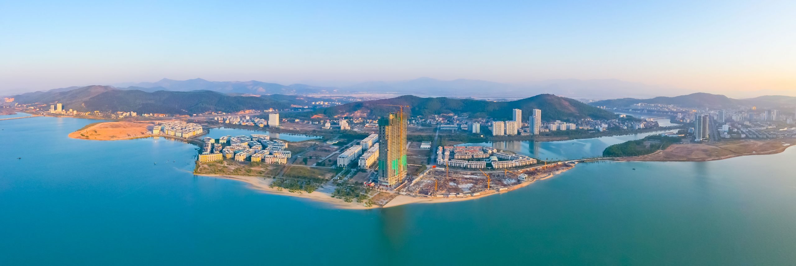 ALACARTE HẠ LONG