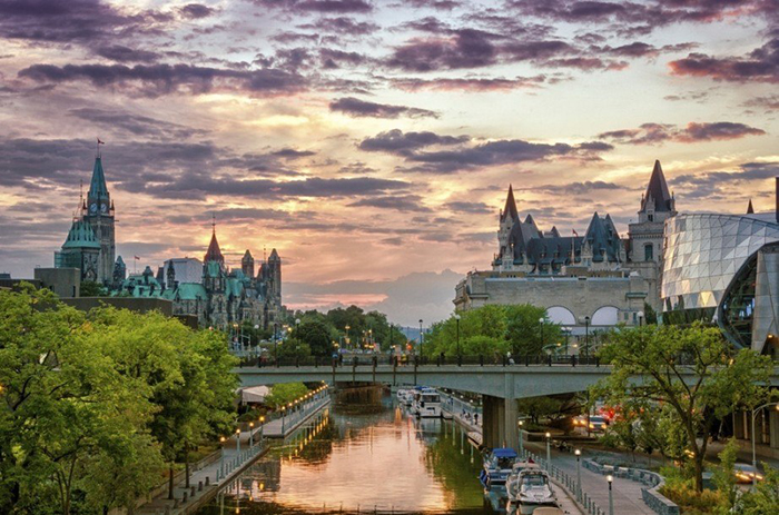 Bí kíp du lịch Canada
