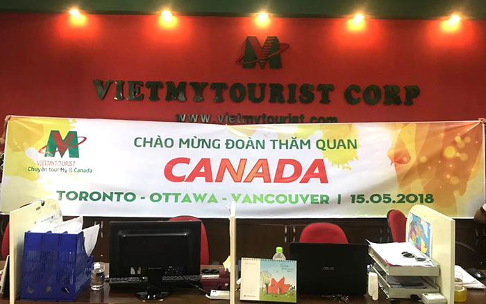 ruc-ro-le-hoi-hoa-tuy-lip-canada-04